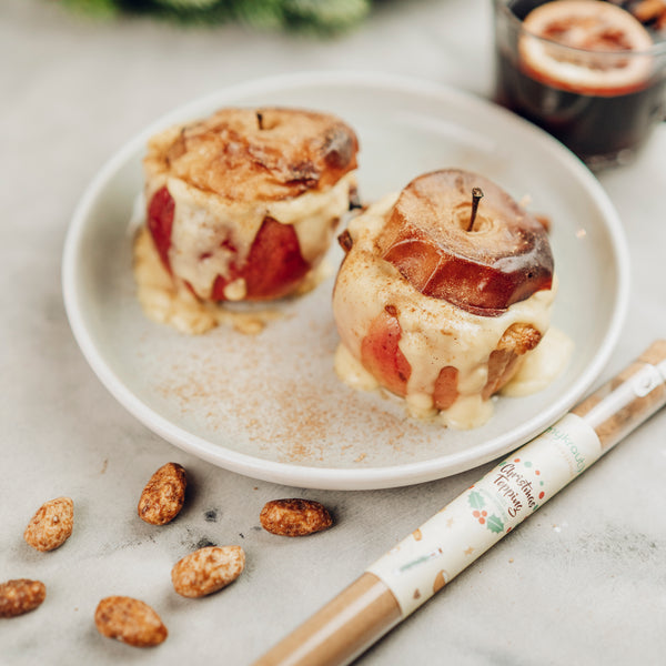 Gefüllter Bratapfel mit Vanillesauce